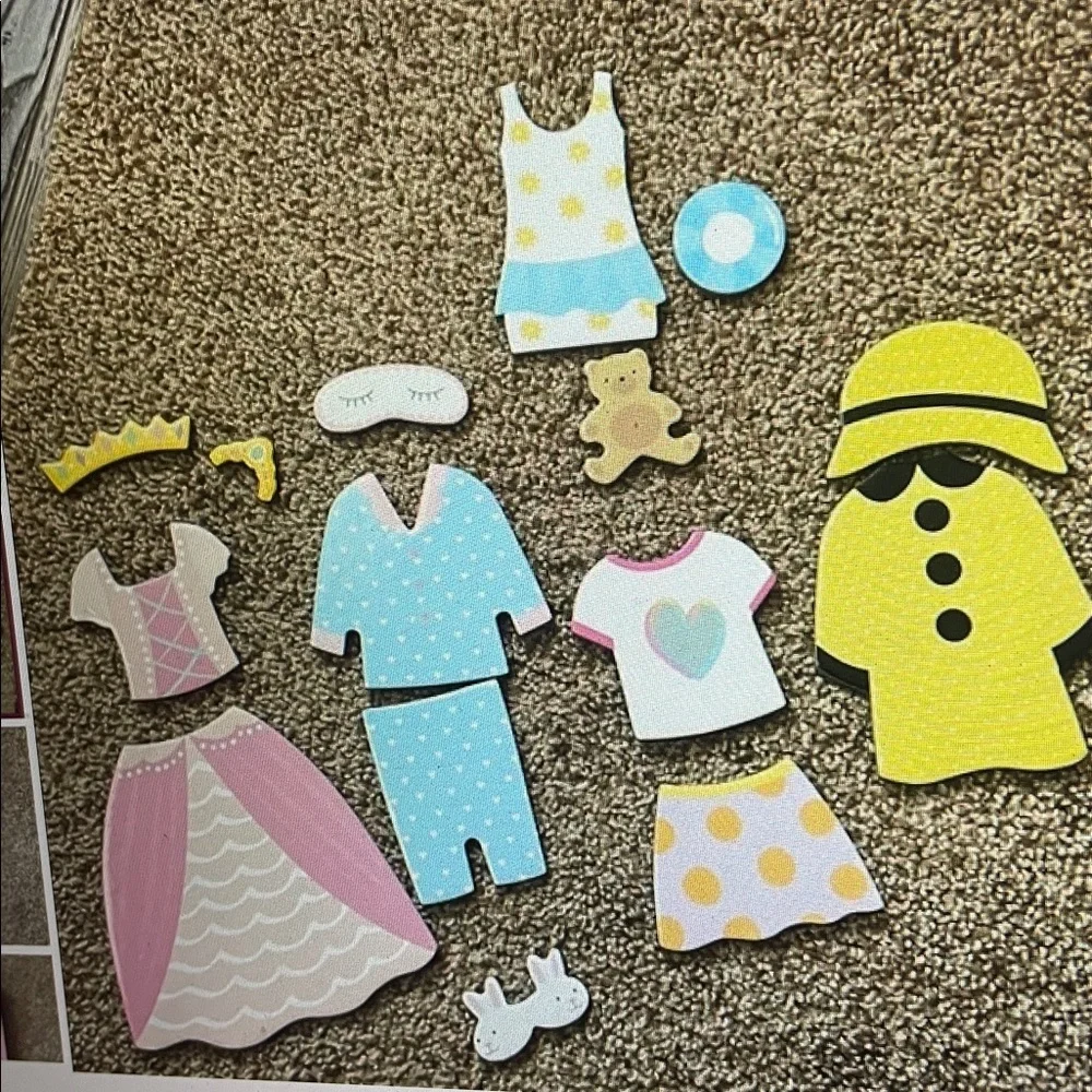Magnetic Dress-Up Doll Set